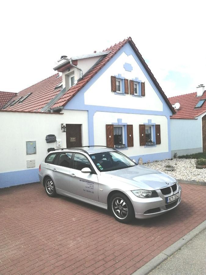Ubytování Otín Jindřichŭv Hradec Esterno foto